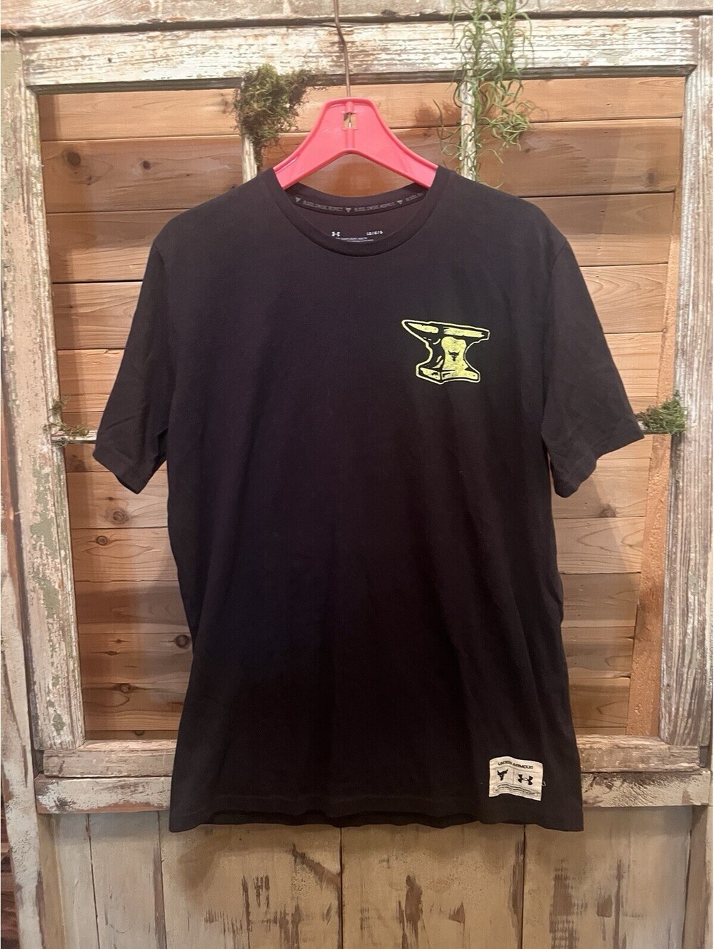 Project Rock Iron Paradise Wrecking Crew Large Men’s